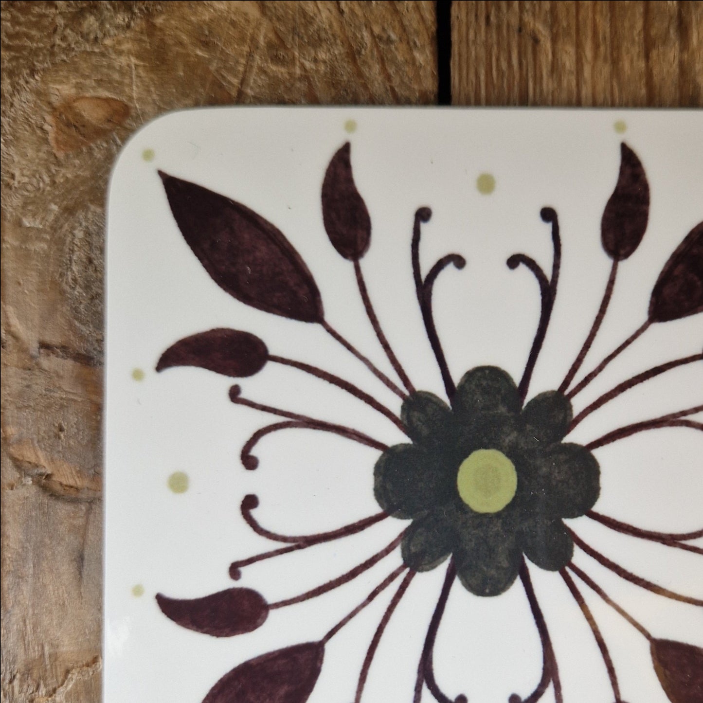 Symmetrical Floral Coaster White