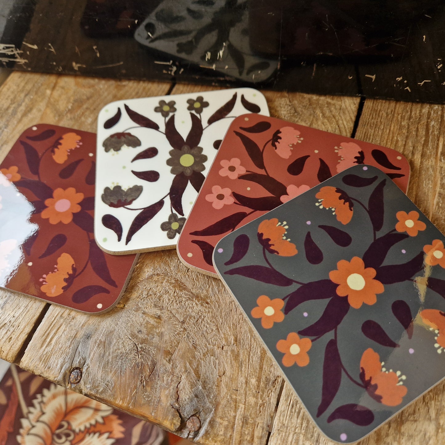 Retro Floral Coaster Brown