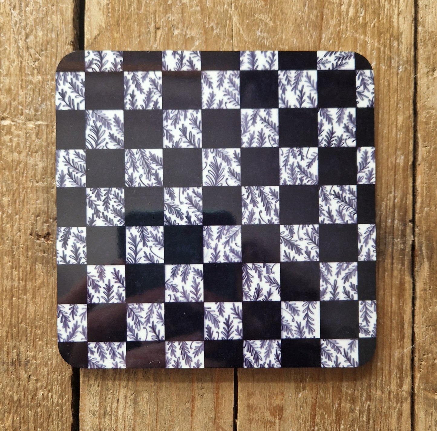 Square Checkered Vine Coaster