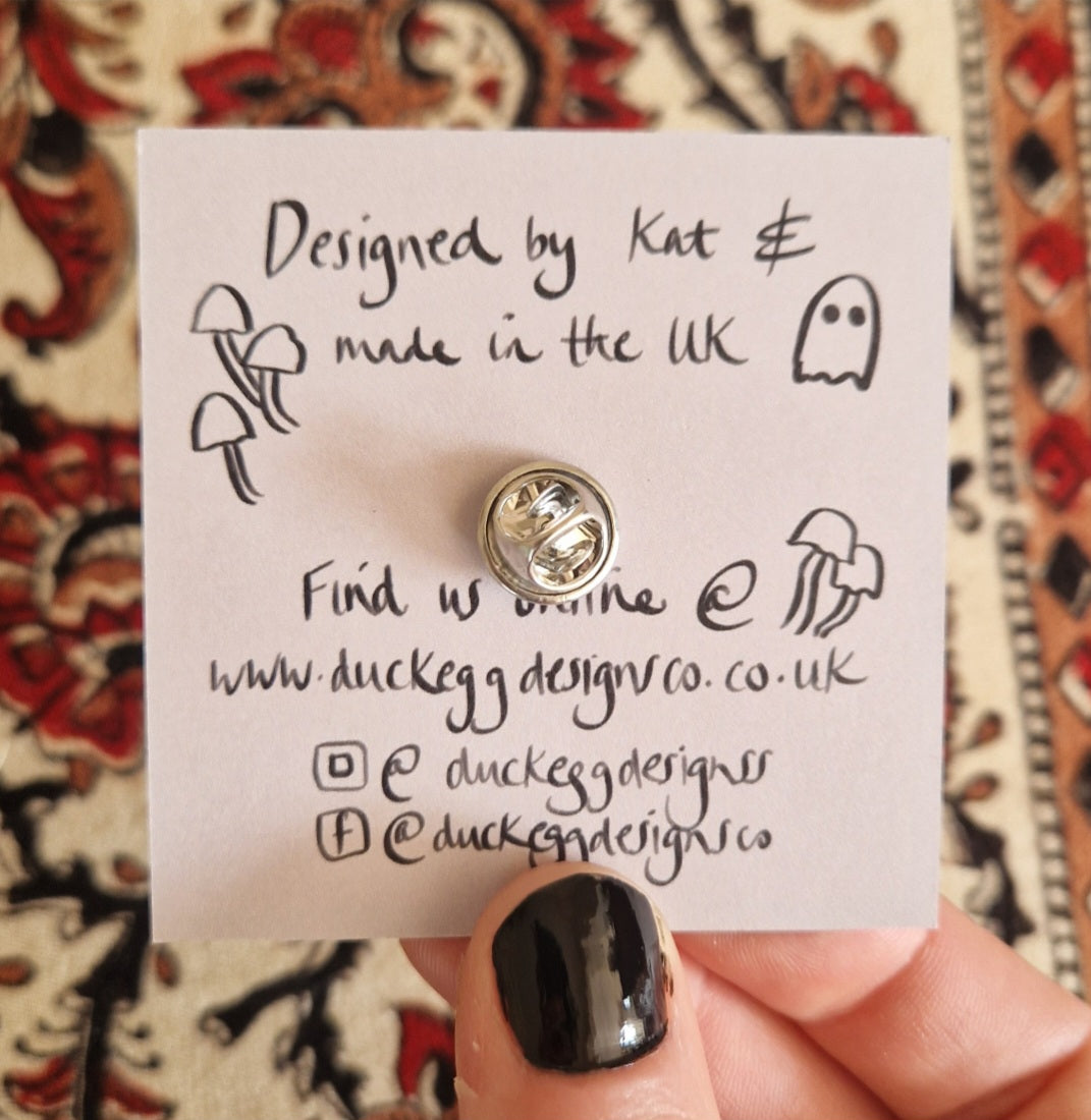 Stan Pigeon Mini Pin